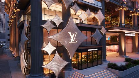 louis vuitton bangkok store.